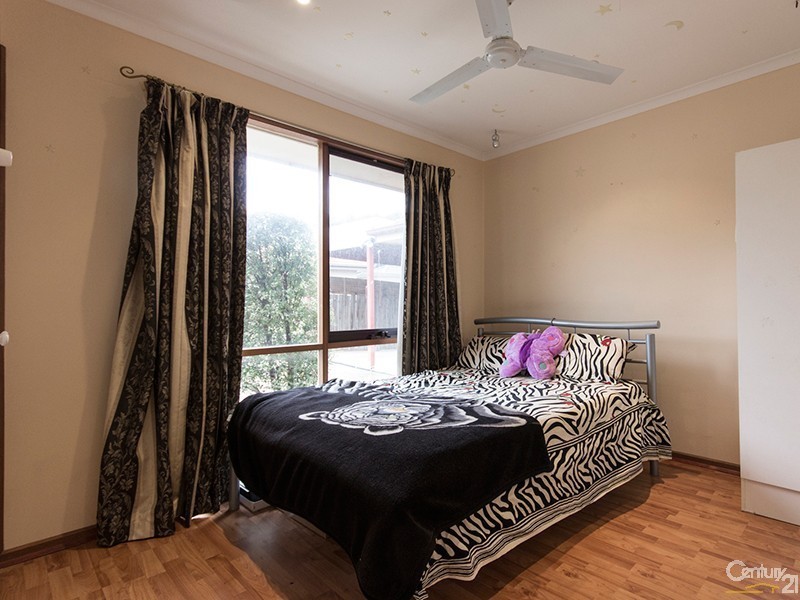 57 Meredith Cres, Hampton Park VIC 3976