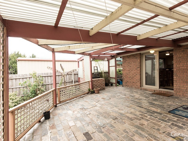 57 Meredith Cres, Hampton Park VIC 3976