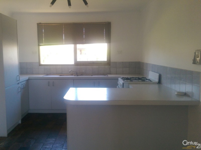 2 Daryl Court, Hampton Park VIC 3976