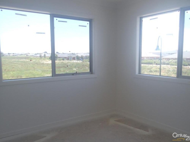 60A Banjo Circuit, Lynbrook VIC 3975