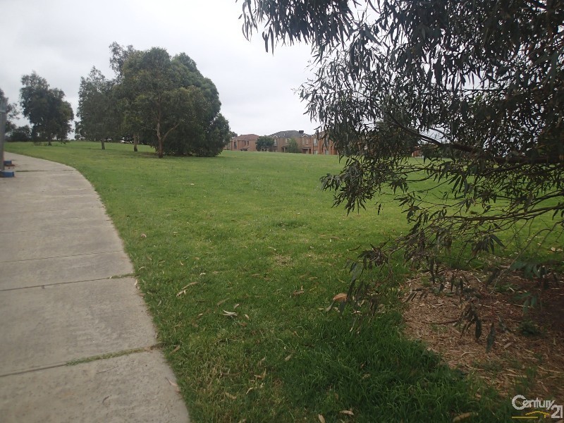 20 Demmie Mews, Lyndhurst VIC 3975