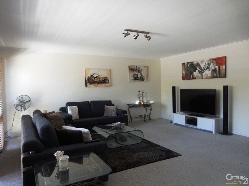 24/132 Somerville Road, Hampton Park VIC 3976