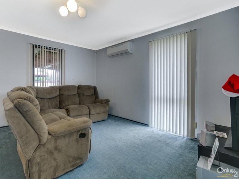 4 Sarah Place, Hampton Park VIC 3976