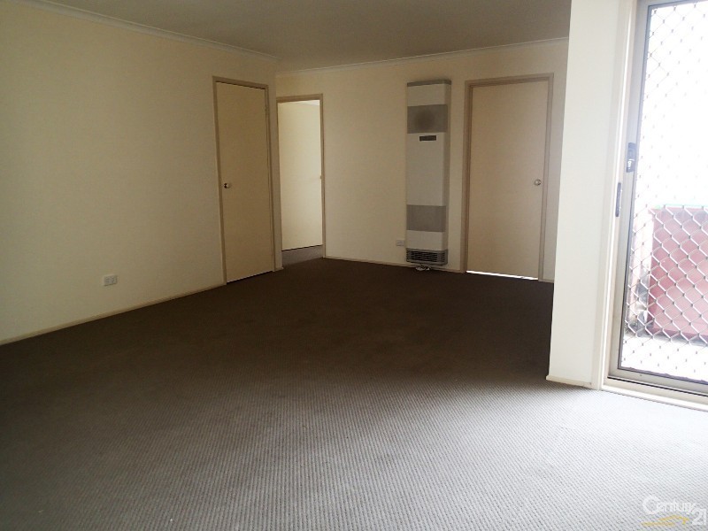 76 Strong Drive, Hampton Park VIC 3976