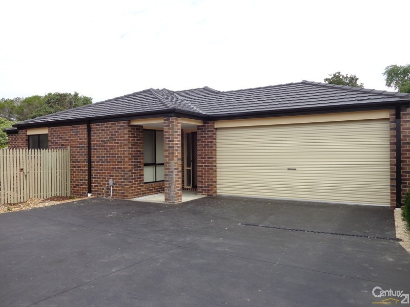 7A Charles Street, Pakenham VIC 3810