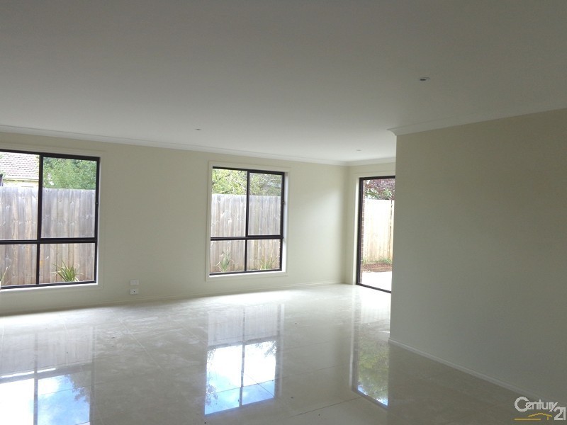 7A Charles Street, Pakenham VIC 3810