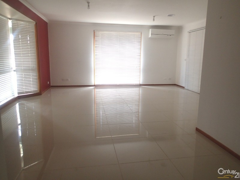 55 Terrapin Drive, Narre Warren South VIC 3805