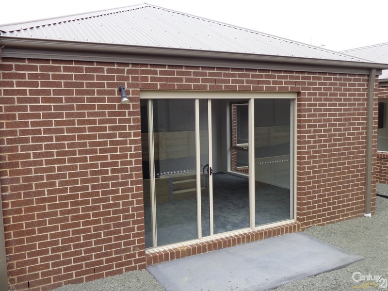 35 Havana Parade, Pakenham VIC 3810