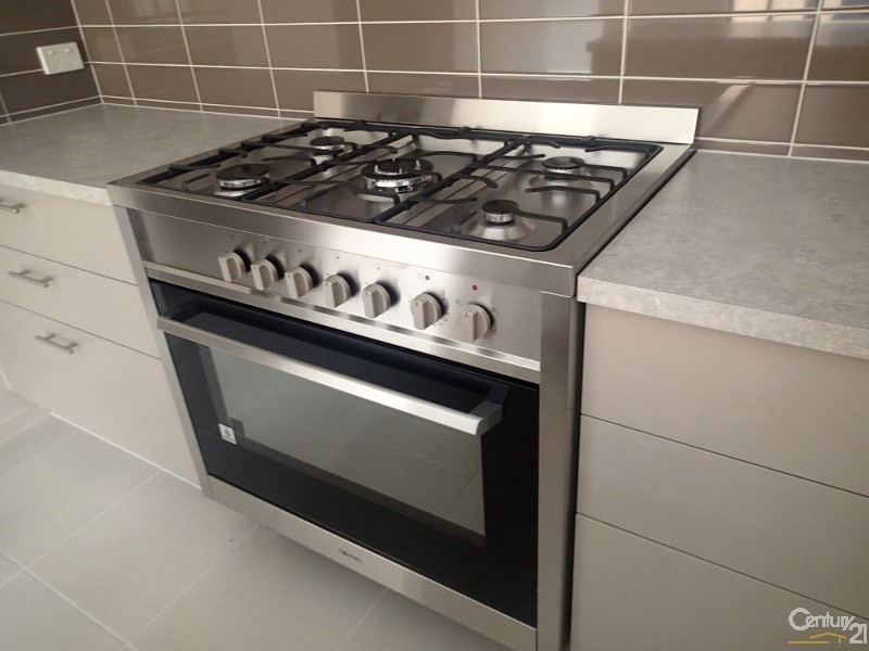 12 Marblelight Way, Clyde North VIC 3978