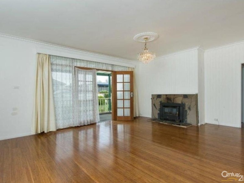 5 Hayes Road, Hampton Park VIC 3976