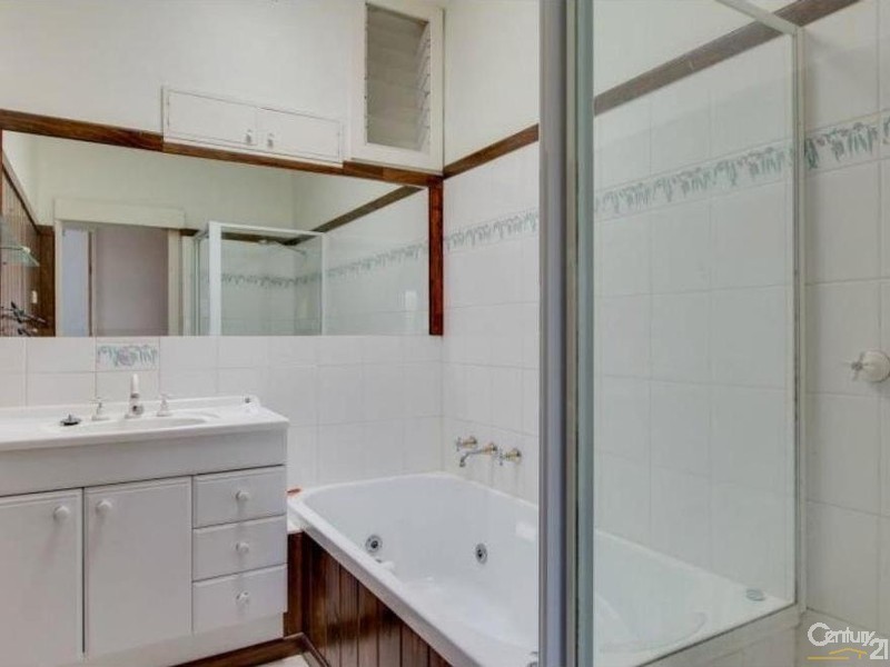 5 Hayes Road, Hampton Park VIC 3976
