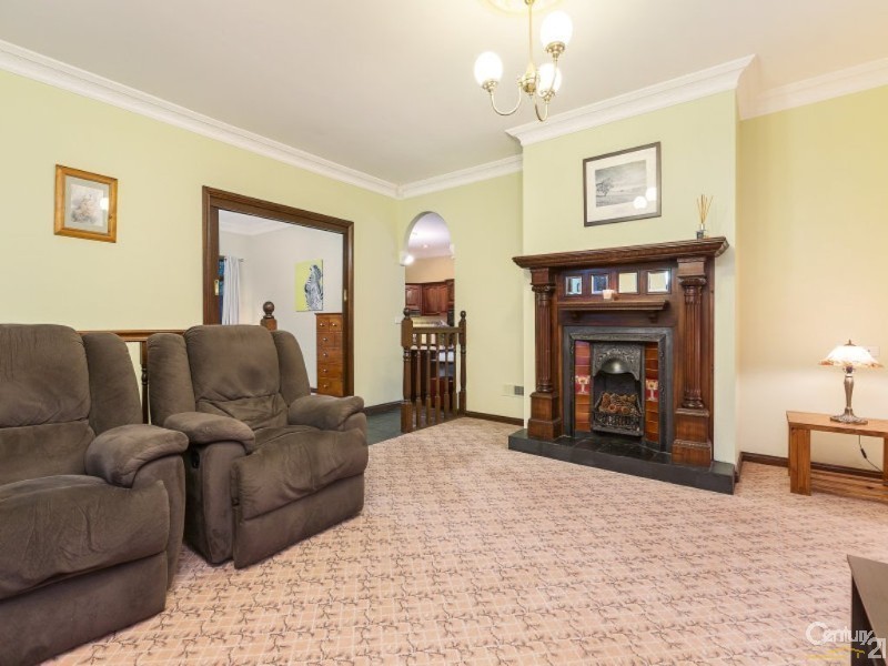 1 Clover Close, Berwick VIC 3806