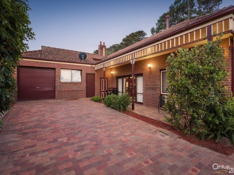 1 Clover Close, Berwick VIC 3806