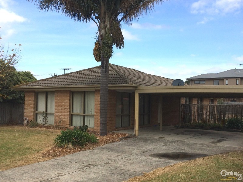 3 Adam Court, Pakenham VIC 3810