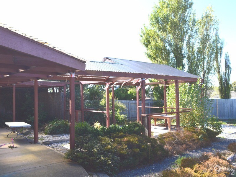 8 Wycombe Rise, Hampton Park VIC 3976