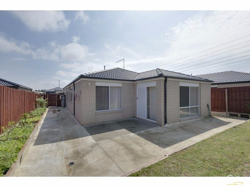 7 Tiarne Cres,, Hampton Park VIC 3976