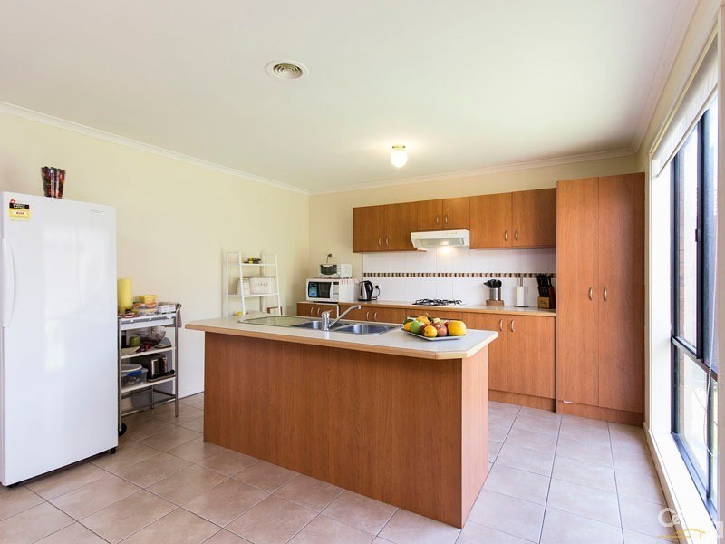 2 Nirringa Drive,, Hampton Park VIC 3976