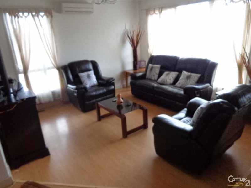 1/41 Warana Drive, Hampton Park VIC 3976