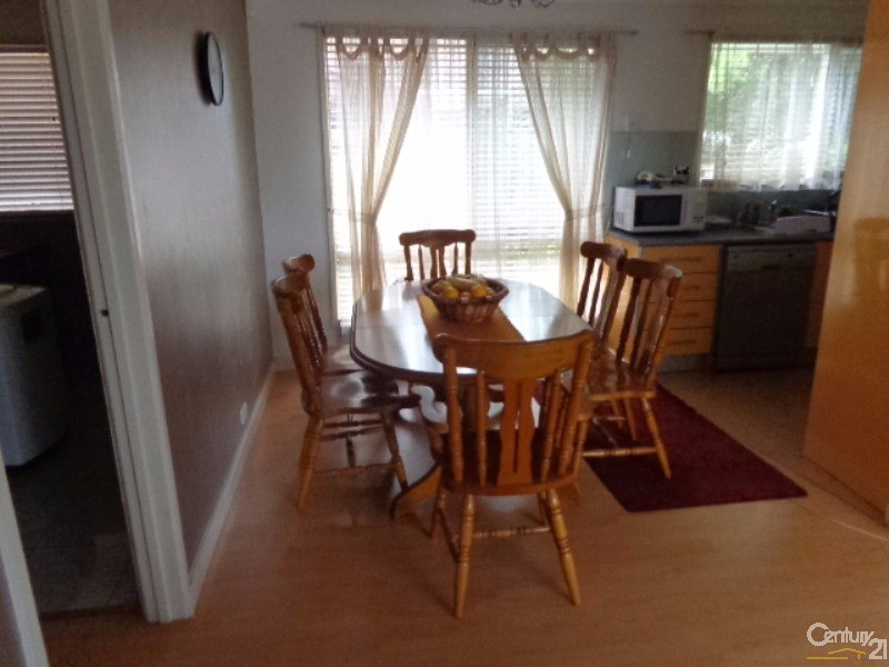 1/41 Warana Drive, Hampton Park VIC 3976