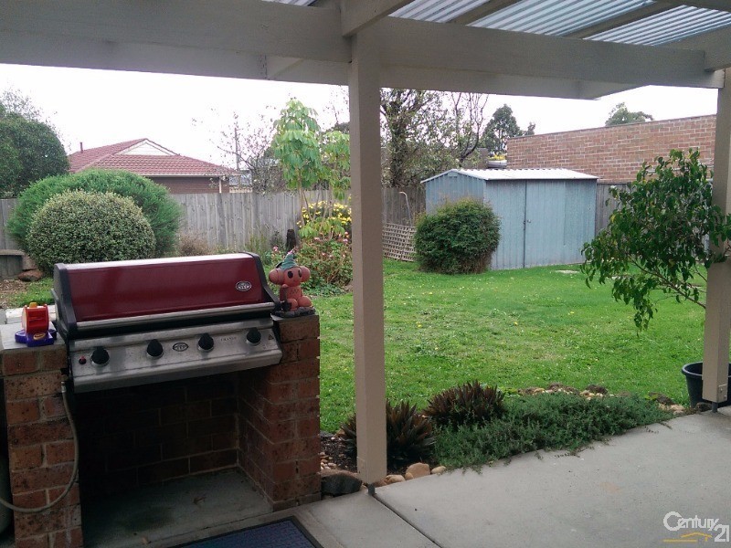 7 Willis Close, Hampton Park VIC 3976