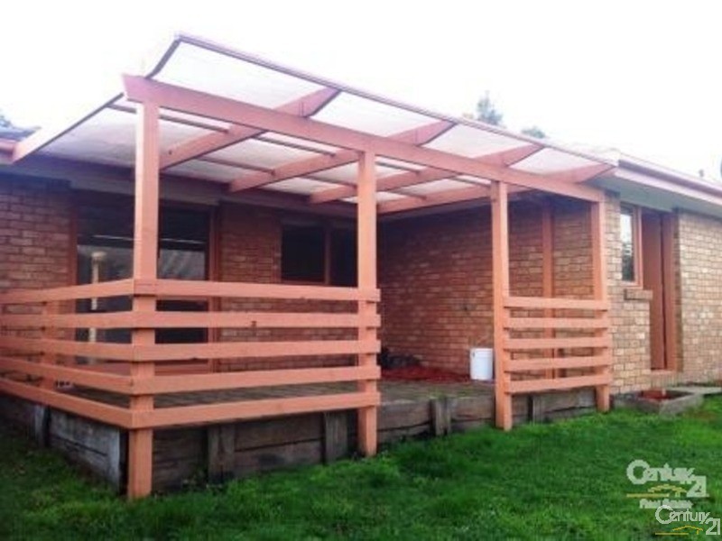 51 Lesley Drive, Hampton Park VIC 3976