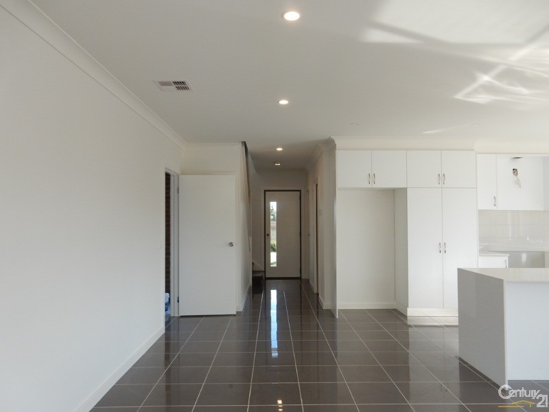20 Banjo Circuit, Lynbrook VIC 3975