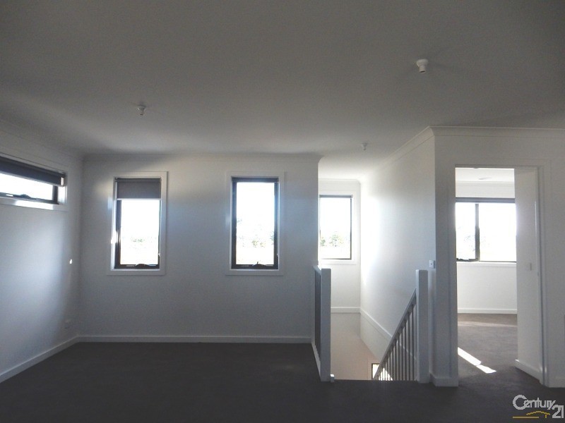 20 Banjo Circuit, Lynbrook VIC 3975