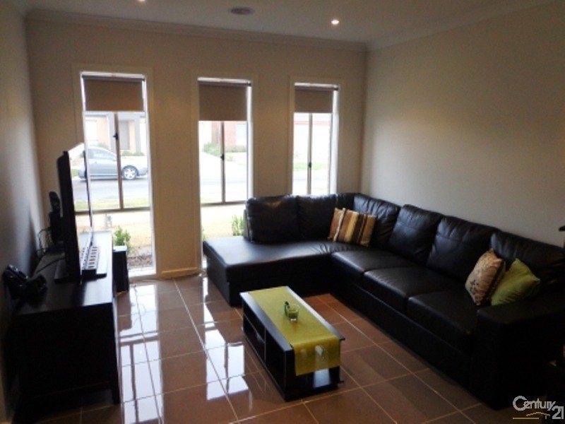 6 Rahni Close, Narre Warren VIC 3805