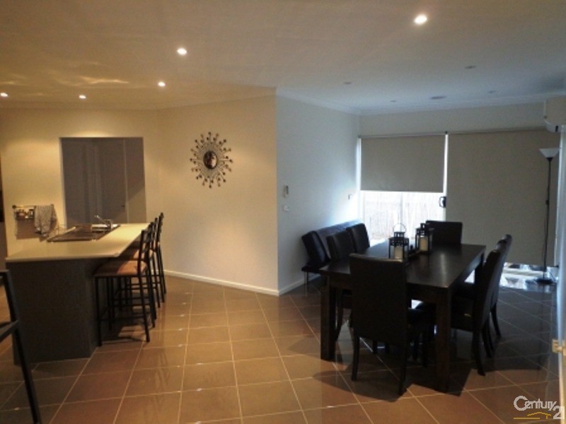 6 Rahni Close, Narre Warren VIC 3805