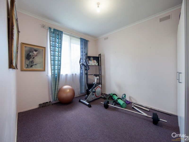 9 Prospect Hill Crescent, Dandenong North VIC 3175