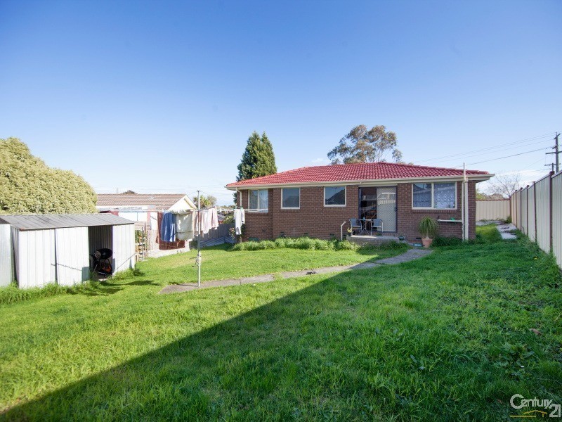 9 Prospect Hill Crescent, Dandenong North VIC 3175
