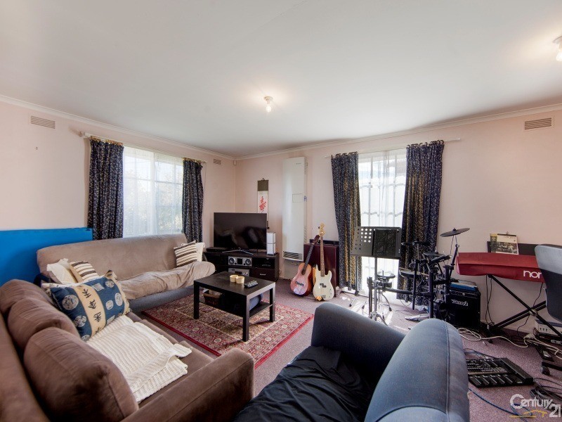 9 Prospect Hill Crescent, Dandenong North VIC 3175