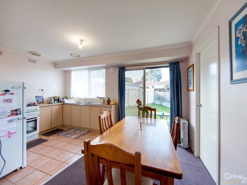 9 Prospect Hill Crescent, Dandenong North VIC 3175