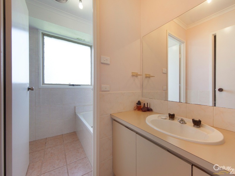 9 Prospect Hill Crescent, Dandenong North VIC 3175