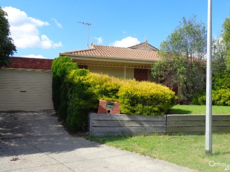 7 Souhail Court, Berwick VIC 3806
