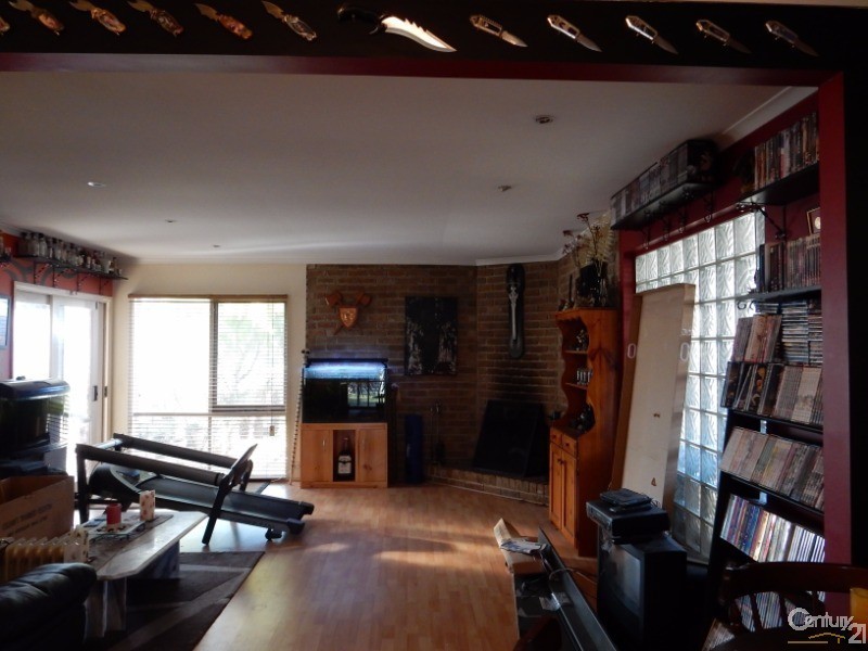 10 Lewisham Close, Hampton Park VIC 3976