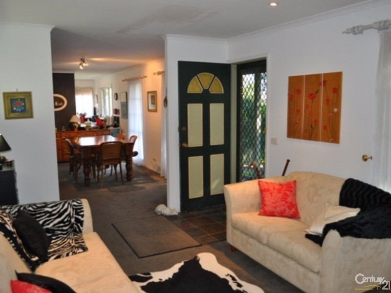 5 Ashford Close, Hampton Park VIC 3976