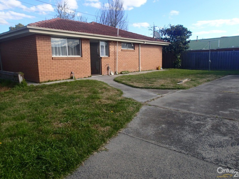 25 Somerville Road, Hampton Park VIC 3976