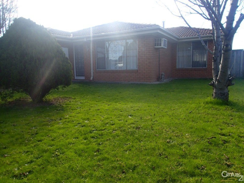 25 Somerville Road, Hampton Park VIC 3976