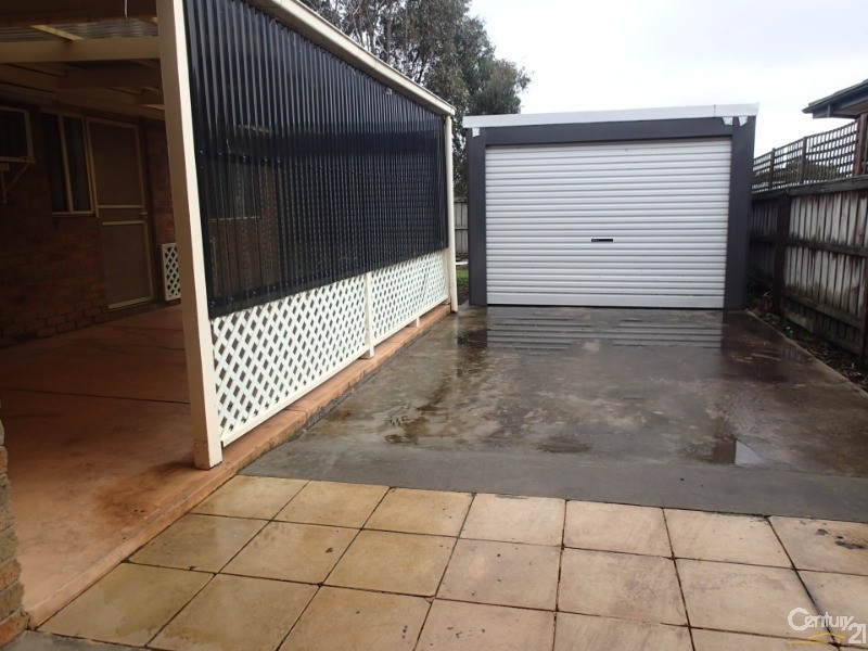 39 Cumberland Chase, Hampton Park VIC 3976