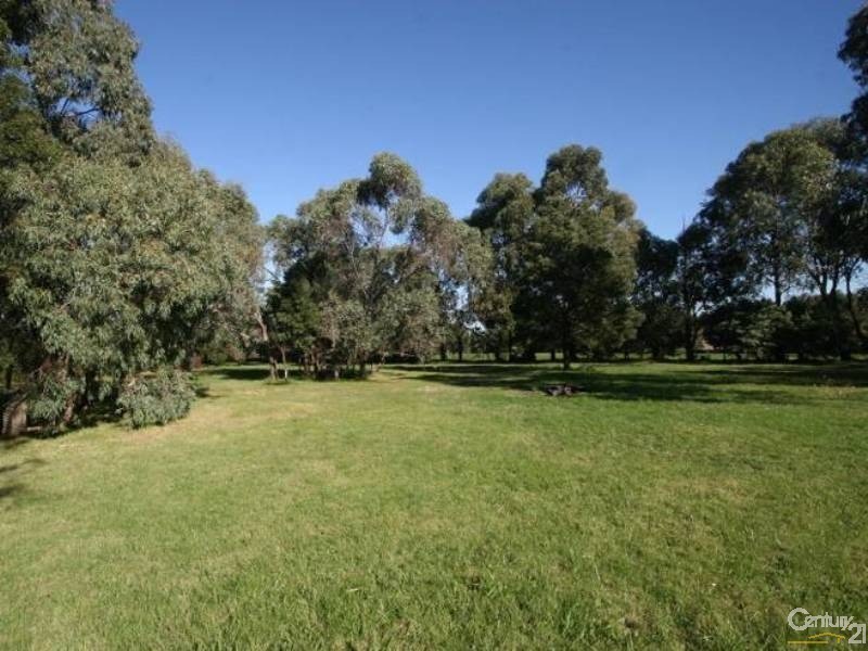 11a Meeking Drive, Pakenham VIC 3810