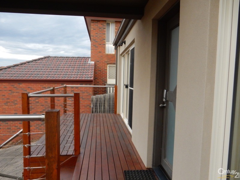 12 Blackwood Drive, Hampton Park VIC 3976