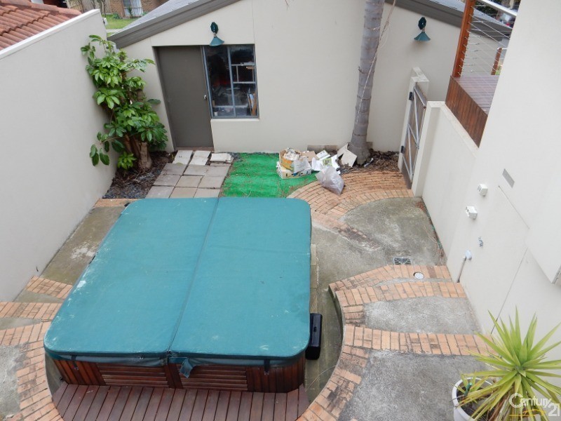 12 Blackwood Drive, Hampton Park VIC 3976