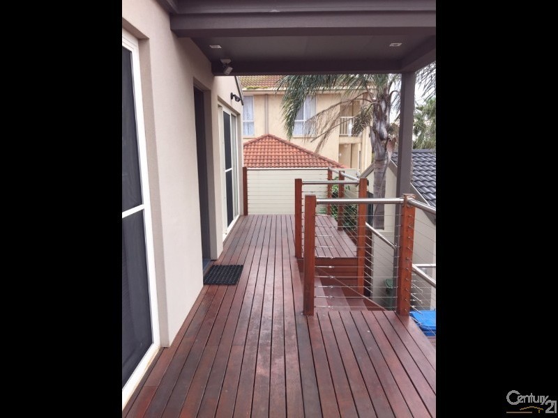 12 Blackwood Drive, Hampton Park VIC 3976