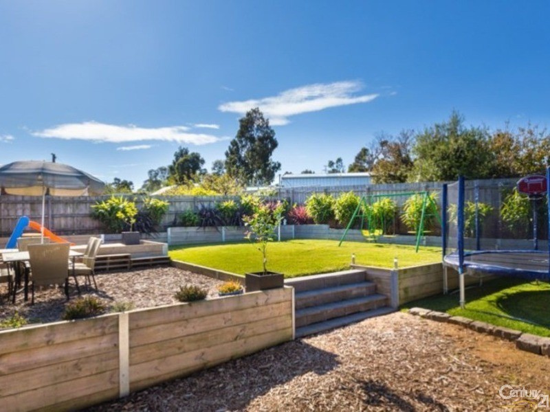 6 Briarley Court, Hampton Park VIC 3976