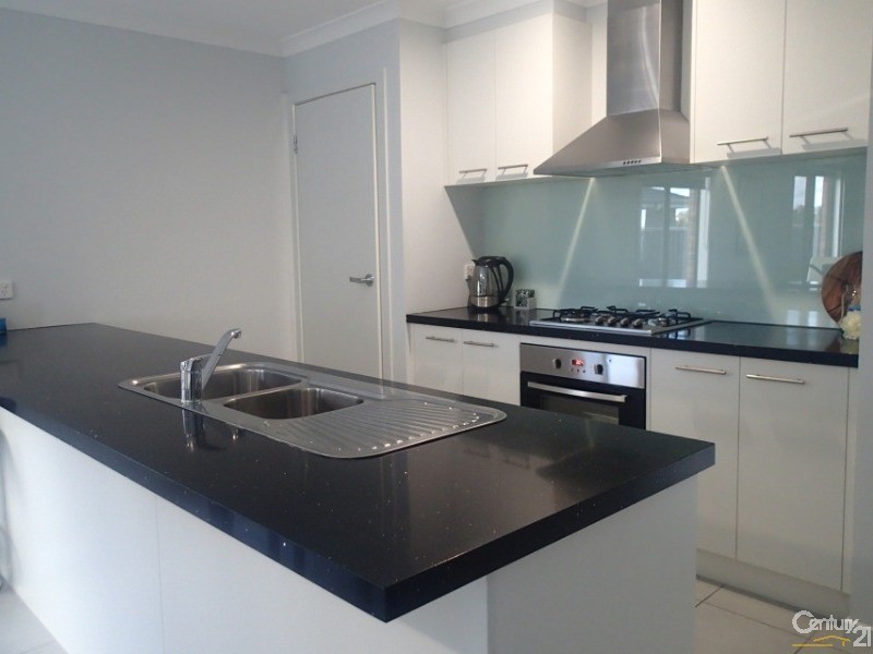 11 Rahni Close, Narre Warren VIC 3805