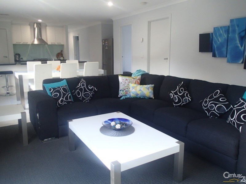 11 Rahni Close, Narre Warren VIC 3805