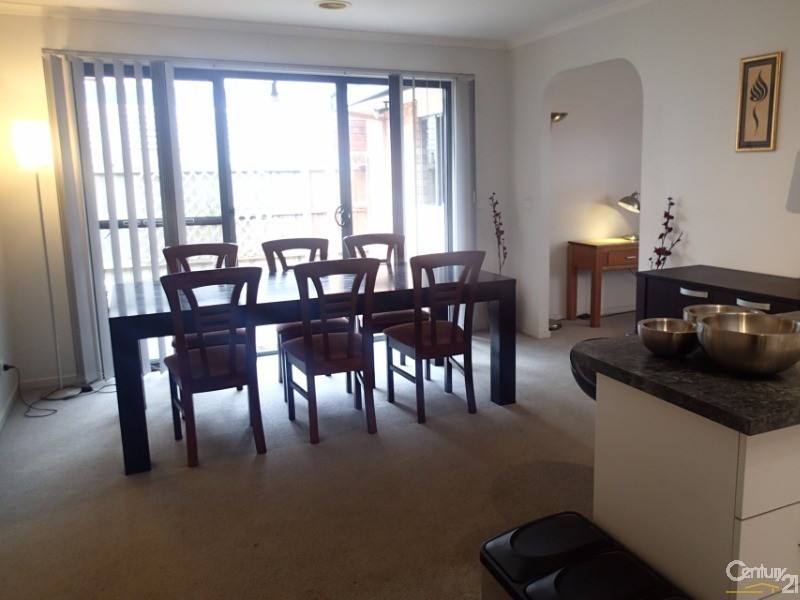 14 Bateman Grove, Hampton Park VIC 3976