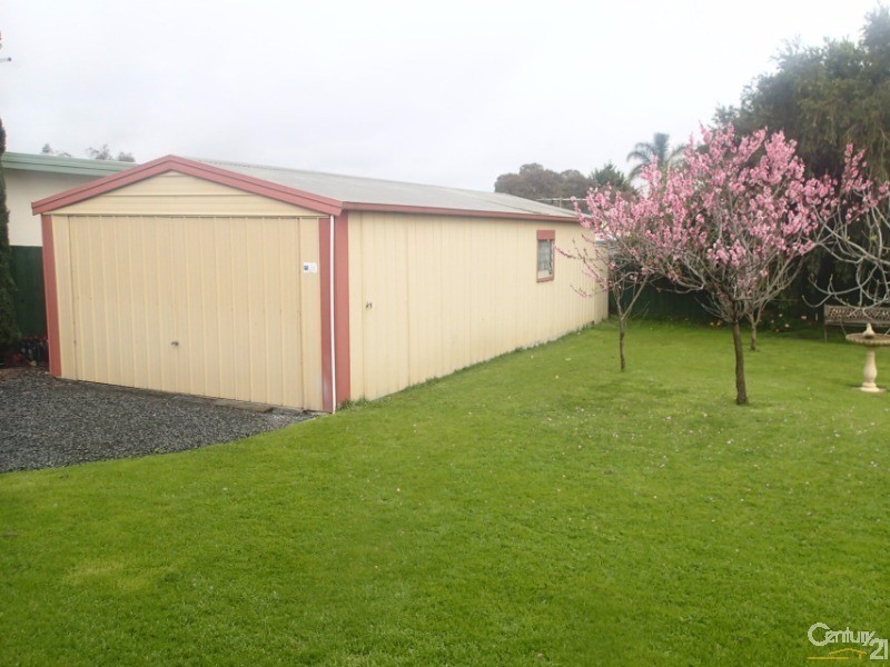 15 Hillview Rise,, Hampton Park VIC 3976