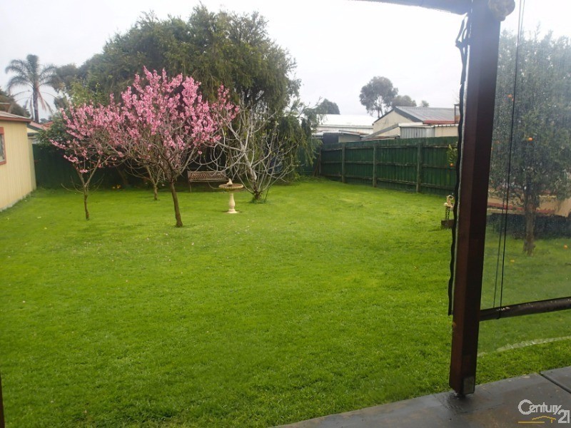 15 Hillview Rise,, Hampton Park VIC 3976